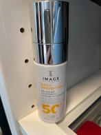 Image Skincare SPF 50 met Tint, Sieraden, Tassen en Uiterlijk, Uiterlijk | Gezichtsverzorging, Ophalen of Verzenden, Zo goed als nieuw
