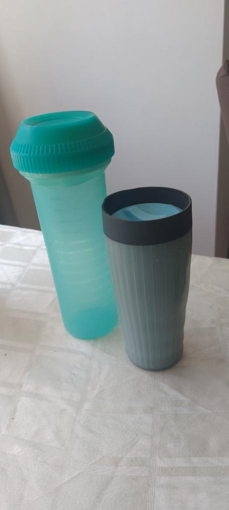 Shake beker en thermosbeker tupperware samen €15, Huis en Inrichting, Keuken | Tupperware, Gebruikt, Ophalen of Verzenden