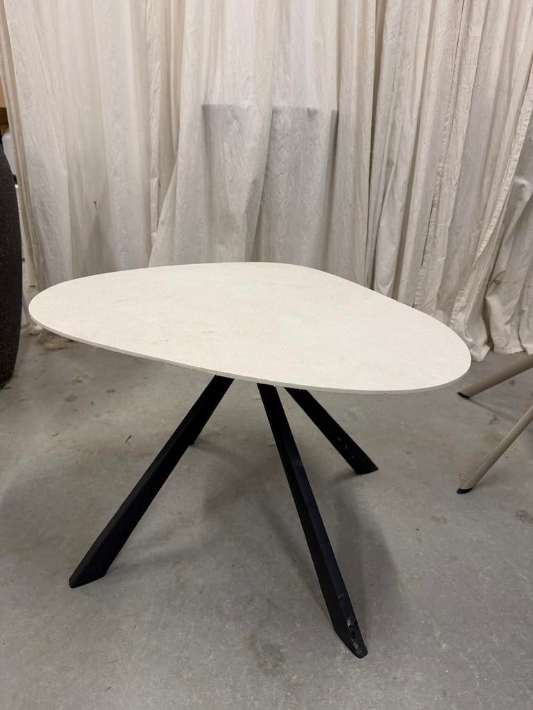 Nieuwe keramieke salon tafel, Huis en Inrichting, Tafels | Salontafels, Ophalen, Nieuw, 50 tot 100 cm, Minder dan 50 cm