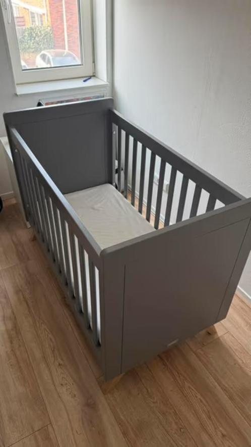 Bopita Fenna ledikant grijs 60x120 incl matras, Kinderen en Baby's, Babywiegjes en Ledikanten, Gebruikt, Ledikant, Ophalen
