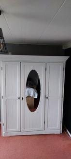 Witte, 3 deurs kledingkast, Huis en Inrichting, 150 tot 200 cm, Gebruikt, 50 tot 75 cm, Ophalen