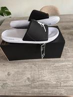 nieuw paar nike air jordan slippers in maat 50,5 50.5, Kleding | Heren, Slippers, Zwart, Nike, Nieuw