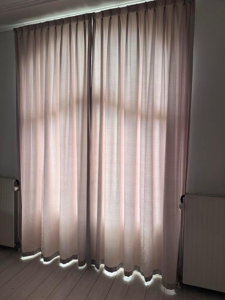 Gordijnen - Beige/Crème - Goede Staat, Huis en Inrichting, Stoffering | Gordijnen en Lamellen, Zo goed als nieuw, 200 cm of meer