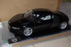 1:8 AUDI R8 COUPE black Amalgam with showcase WRH, Hobby en Vrije tijd, Modelauto's | 1:5 tot 1:12, Verzenden, Zo goed als nieuw