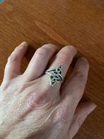 Ring zilver oneindige knoop maat 56, Ophalen of Verzenden, 17 tot 18, Zilver, Dame