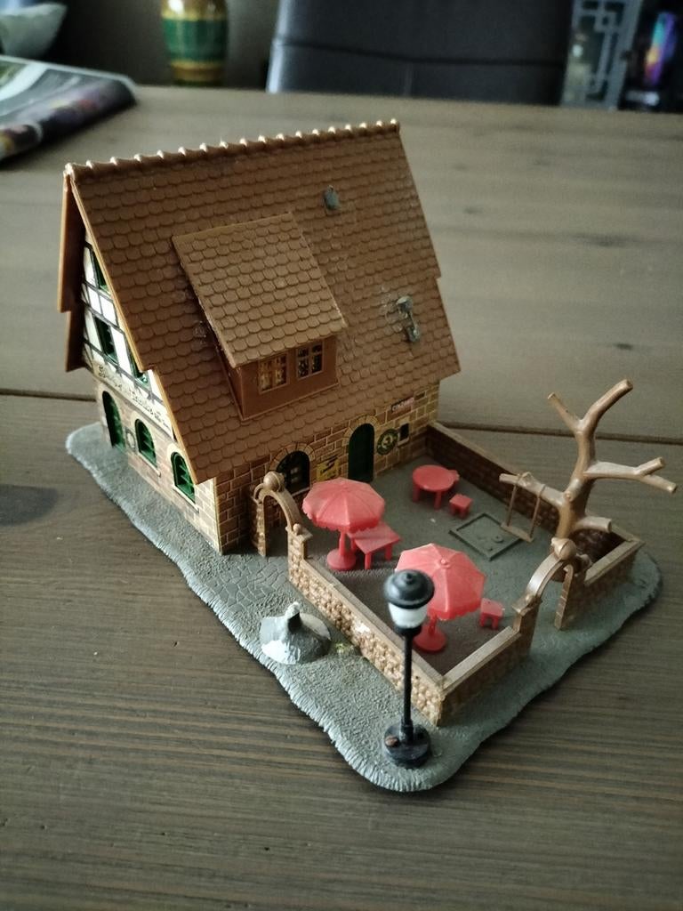 Gasthof zur traube H0 spoor, Hobby en Vrije tijd, Modeltreinen | H0, Ophalen of Verzenden, Zo goed als nieuw, Brug, Tunnel of Gebouw