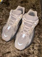 Yeezy 70”, Ophalen of Verzenden, Zo goed als nieuw