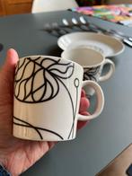 2 koffiemokken Iitala Marimekko Bottna, Huis en Inrichting, Ophalen, Gebruikt, Overige stijlen, Kop(pen) en/of Schotel(s)