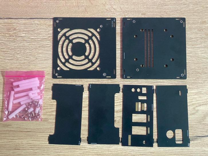 Hardkernel ODROID-H4 Ultra incl. verschillende accessoires, Computers en Software, Barebones, Zo goed als nieuw, Ophalen of Verzenden