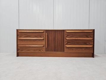Scandinavische dressoir jaar '70 beschikbaar voor biedingen