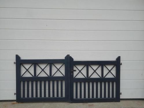 Moderne poort  met vleugels., Tuin en Terras, Tuinpoorten, Zo goed als nieuw, 200 cm of meer, Ophalen of Verzenden