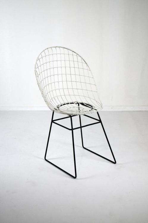 Vintage Cees Braakman 1950 Draadstoel wire chair voor Pastoe, Huis en Inrichting, Stoelen, Gebruikt, Eén, Metaal, Wit, Ophalen