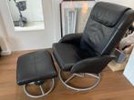 Leren fauteuil met voetenbankje van Ikea, Huis en Inrichting, Ophalen, Gebruikt, Minder dan 75 cm, Metaal
