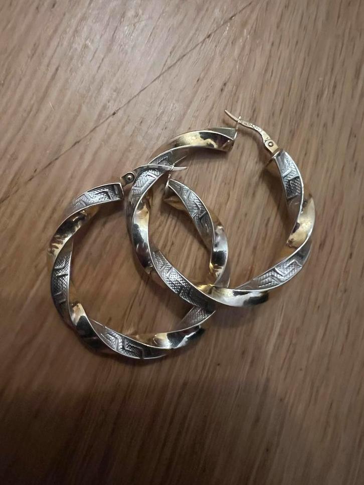 14k Gouden Versace Wokkels Oorbellen, Sieraden, Tassen en Uiterlijk, Oorbellen, Zo goed als nieuw, Hangers, Goud, Ophalen of Verzenden