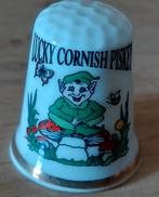 LUCKEY CORNISH PISKEY-FEE OP PADDESTOEL-VINGERHOEDJE, Verzamelen, Vingerhoedjes, Verzenden, Zo goed als nieuw, Porselein, Buitenland