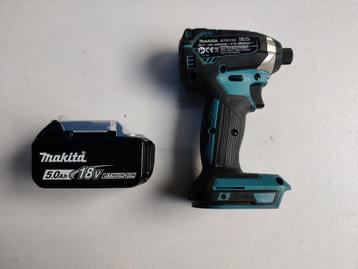 Nieuwe Makita DTD153 18V met nieuwe 5.0AH accu   beschikbaar voor biedingen