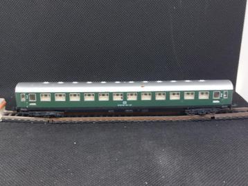 Arnold 3220 - sneltreinwagen 2ekl Büm (13531) beschikbaar voor biedingen