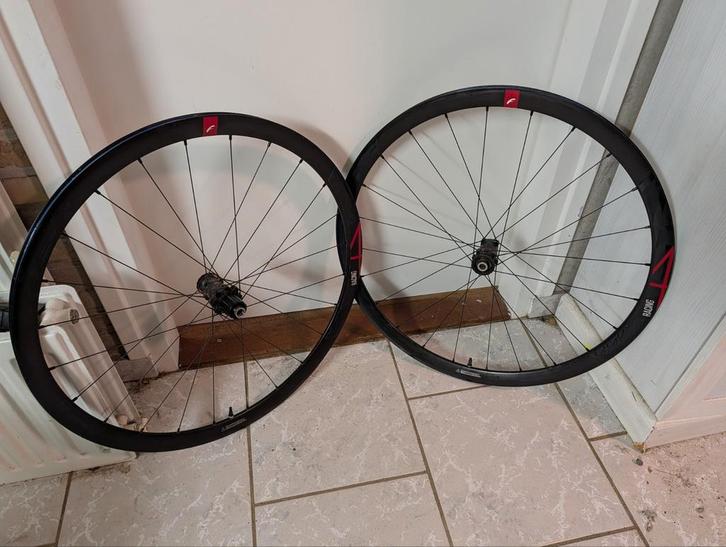 Fulcrum Racing 4 DB Wielset - Disc 40mm hoog, Fietsen en Brommers, Fietsonderdelen, Gebruikt, Racefiets, Wiel, Ophalen of Verzenden