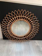 Rotan Spiegel Rond - Sfeervolle Wanddecoratie, Huis en Inrichting, Woonaccessoires | Spiegels, Ophalen, Rond, Zo goed als nieuw