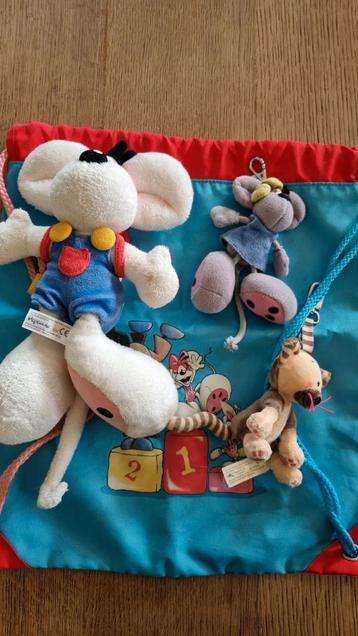 DIDDL RUGZAK, KNUFFEL EN 2 SLEUTELHANGERS beschikbaar voor biedingen