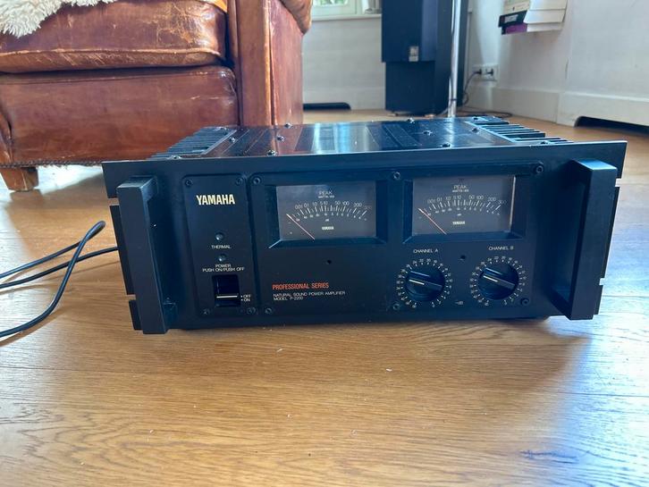 Yamaha P-2200 Eindversterker, Audio, Tv en Foto, Versterkers en Receivers, Gebruikt, Stereo, 120 watt of meer, Yamaha, Ophalen
