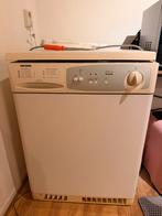 Defecte droger gratis ophalen, Witgoed en Apparatuur, Wasdrogers, 6 tot 8 kg, Ophalen of Verzenden, Niet werkend, 85 tot 90 cm