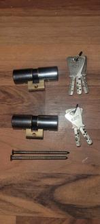 2x Lips keso octro 22mm cilinderslot 32/32 skg2, Gebruikt, 25 tot 50 mm, Ophalen of Verzenden, Plank