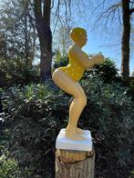 (Tuin)Beeld duikende dame, eye catcher zwembad, vijver 115cm, Ophalen, Nieuw, Kunststof, Mensenbeeld