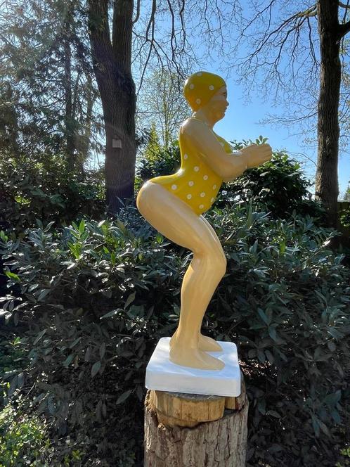 (Tuin)Beeld duikende dame, eye catcher zwembad, vijver 115cm, Tuin en Terras, Tuinbeelden, Nieuw, Mensenbeeld, Kunststof, Ophalen