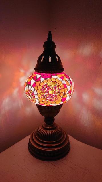 Diverse Oosterse tafellamp lamp Arabische Turkse glasmozaiek beschikbaar voor biedingen