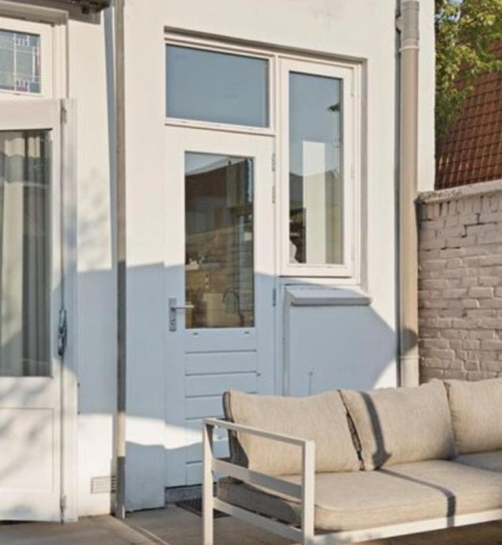 Buitendeur met zijraam en kozijn – compleet in goede staat, Doe-het-zelf en Verbouw, Deuren en Horren, Gebruikt, Buitendeur, 215 cm of meer