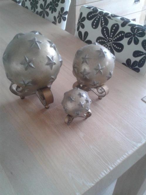 Leuke decoratieve bollen met stermotief, Huis en Inrichting, Woonaccessoires | Overige, Zo goed als nieuw, Ophalen of Verzenden