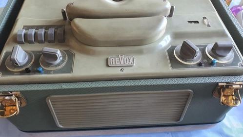 Revox D36 De Revox is amper gebruikt hij staat de laatste 34, Audio, Tv en Foto, Bandrecorders, Bandrecorder, Met stofkap, Ophalen