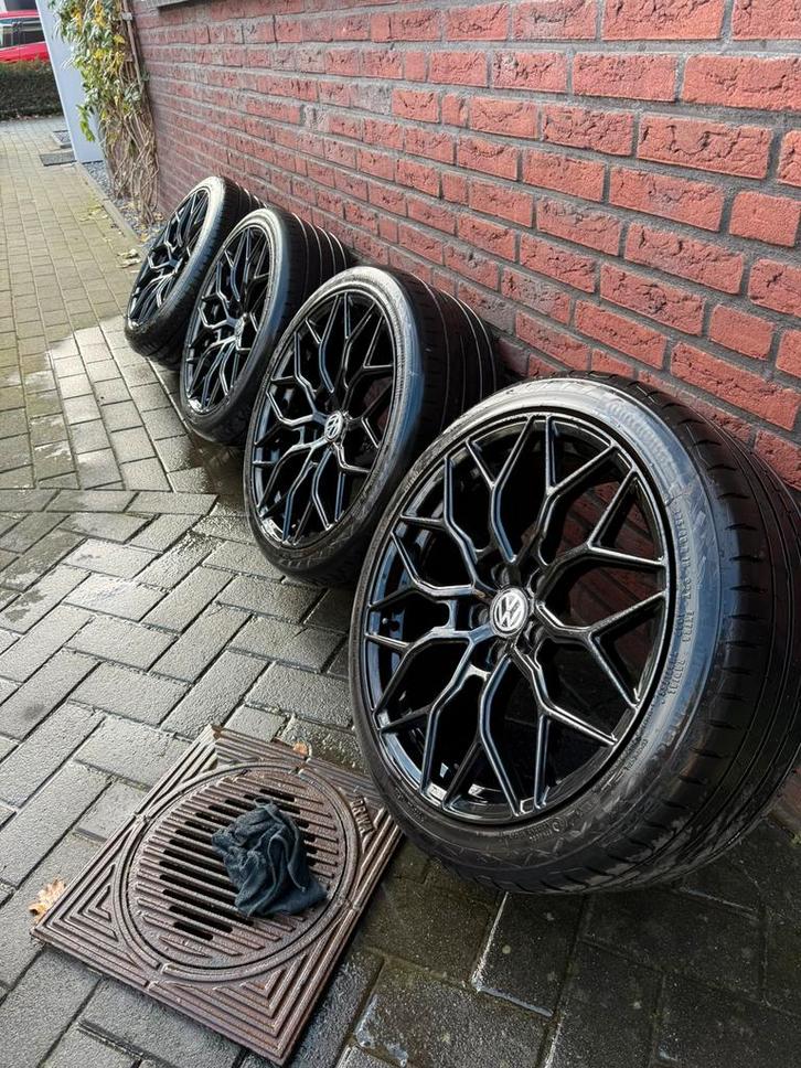 Vossen look / vw velgen / met scheur! 5x112 /18”, Auto-onderdelen, Banden en Velgen, Banden en Velgen, Zomerbanden, 18 inch, 225 mm
