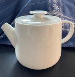 Theepot 1,7 liter New Bone China, Ophalen, Overige typen, Zo goed als nieuw, Effen