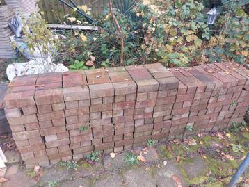 Gebakken klinkers dik formaat 460 stuks, ca 7m2 (20,5x8x10) beschikbaar voor biedingen