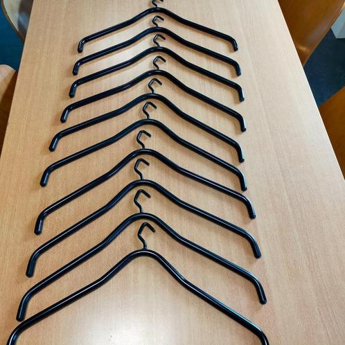 Metalen kledinghanger zwart - grote partij, Kleding | Dames, Kledinghangers, Ophalen of Verzenden