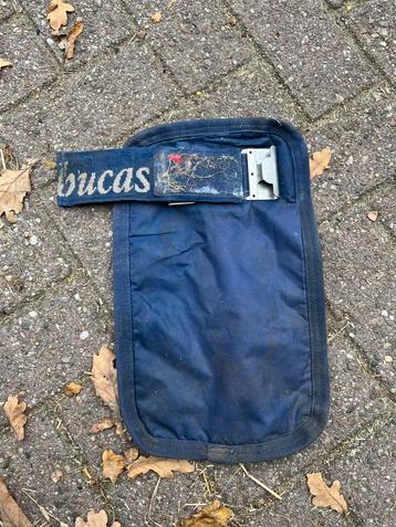 Bucas borstverbreder beschikbaar voor biedingen