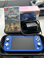 Nintendo Switch Lite blue! + Pokemon legends arceus., Spelcomputers en Games, Spelcomputers | Nintendo Switch Lite, Ophalen of Verzenden