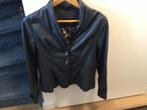 Donkerblauw leren jasje    40/42, Kleding | Dames, Jasjes, Kostuums en Pakken, Blauw, Maat 42/44 (L), Ophalen of Verzenden, Zo goed als nieuw