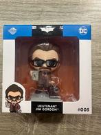 Hot Toys Cosbaby – Lieutenant Jim Gordon #005, Ophalen of Verzenden, Nieuw