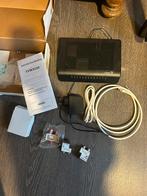 Ubee EVW321B Internet Telefoon modem met Wifi, Computers en Software, Routers en Modems, Ophalen of Verzenden, Zo goed als nieuw