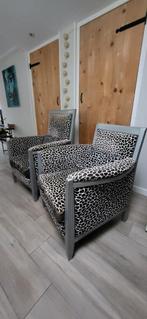 Gratis af te halen, 2 leuke fauteuils, Huis en Inrichting, Ophalen of Verzenden, Gebruikt, Minder dan 75 cm, 50 tot 75 cm