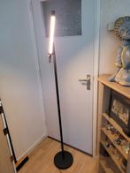 Leuke vloerlamp met voetschakelaar, Ophalen, Gebruikt