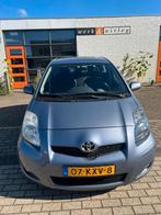 Toyota Yaris 1.3 16V Vvt-i 5DR MMT 2010 Blauw, Auto's, Toyota, 750 kg, 4 cilinders, Blauw, 100 pk