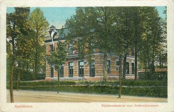 (300-465-027) Apeldoorn Rijkskweekschool beschikbaar voor biedingen