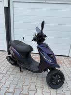 Piaggio zip brommer, Fietsen en Brommers, Scooters | Piaggio, Ophalen, Zip, Zo goed als nieuw, Benzine