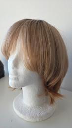 Pruik ,haarwerk  kort vrouwelijk  blond (rossig ), Sieraden, Tassen en Uiterlijk, Uiterlijk | Haarverzorging, Ophalen of Verzenden