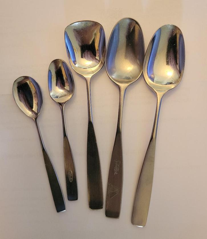 Bestekaanvulling Sola Elite Carmen, Huis en Inrichting, Keuken | Bestek, Zo goed als nieuw, Los bestek, Rvs of Chroom, Vaatwasserbestendig