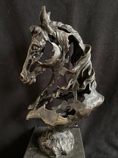 Bronzen bewerkt paardenhoofd Gadi/stempel, groot brons, Antiek en Kunst, Kunst | Beelden en Houtsnijwerken, Verzenden